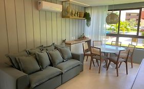 Flat térreo luxo 2qts Carneiros ao lado da igrejinha